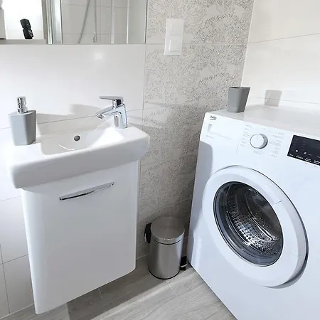 Apartment 100-sio Kamienica